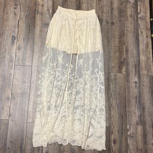 Entro lace skirt